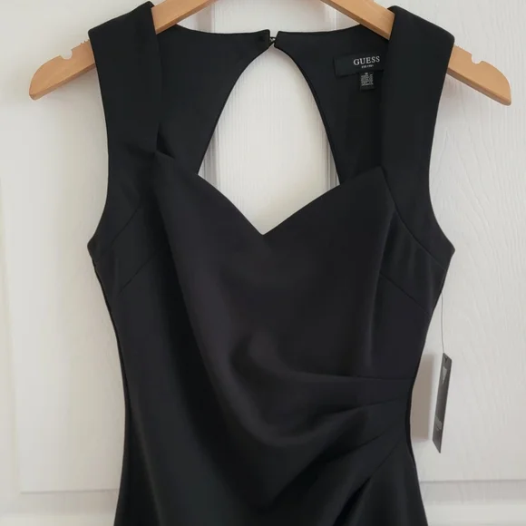 NWT GUESS Scuba Crepe Sweetheart Neck Sheath Dress, Size 0 - Picture 5 of 14